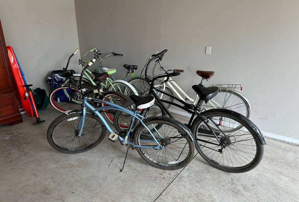 Stylish Home with Hot Tub & Walkable Location - Bend, Oregon