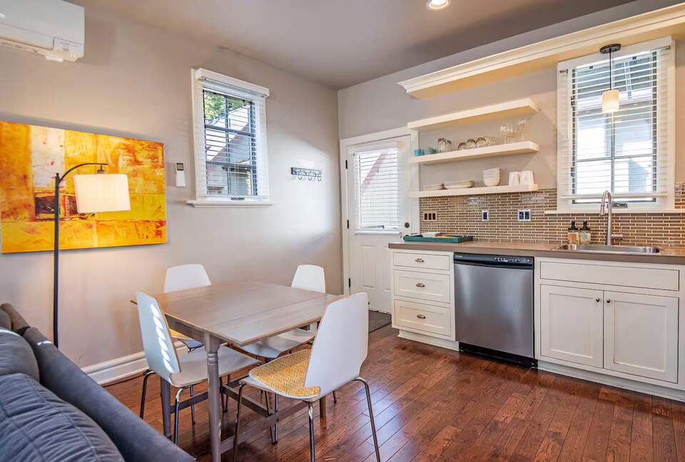 Designer Escape Steps from Drake Park - Bend, Oregon