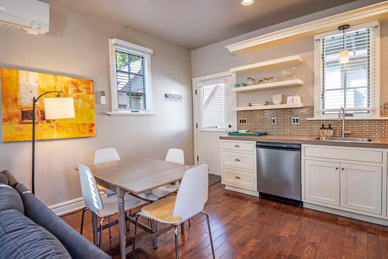 Designer Escape Steps from Drake Park - Bend, Oregon