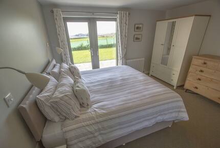 SLOOPSIDE - Luxury Beach Retreat With Exceptional Coastal Views - Nr Kingsbridge, United Kingdom