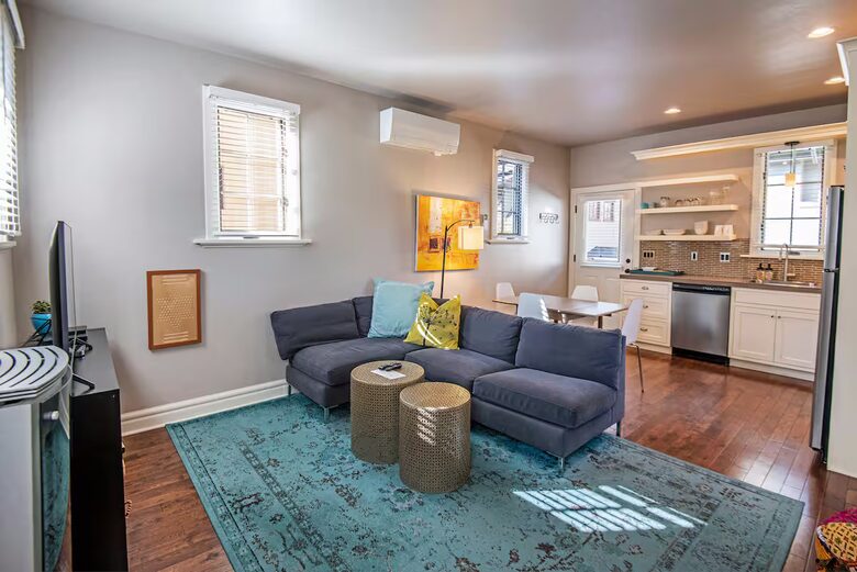 Designer Escape Steps from Drake Park - Bend, Oregon