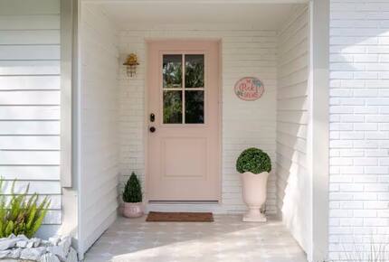 Charming Vero Beach Escape with Pool and Outdoor Living - Vero Beach, Florida