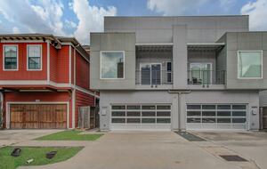 Walkable Houston Retreat with Modern Comforts - Houston, Texas
