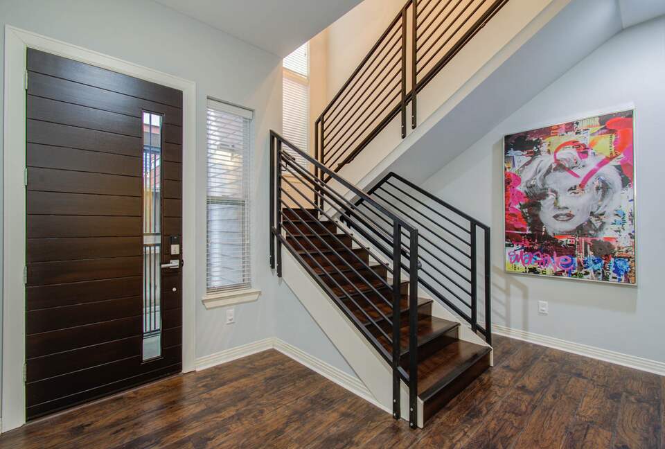 Walkable Houston Retreat with Modern Comforts - Houston, Texas