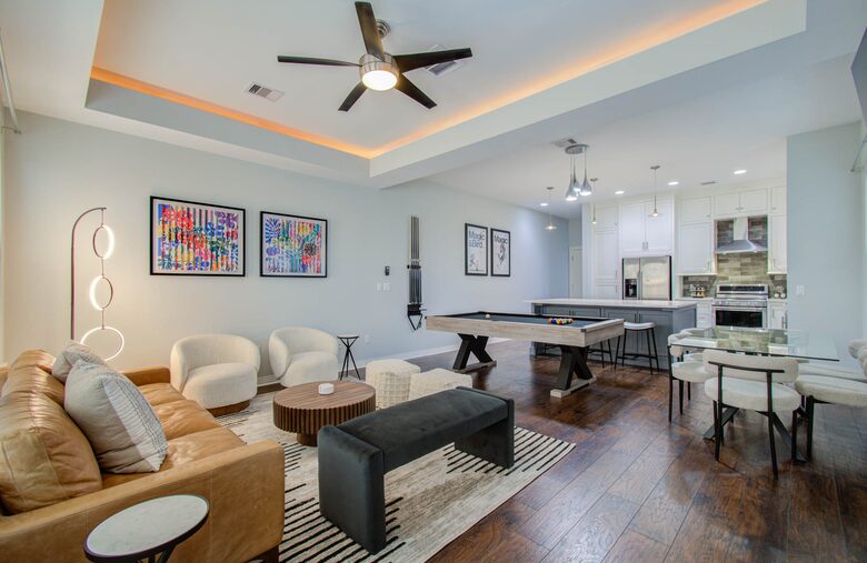 Walkable Houston Retreat with Modern Comforts - Houston, Texas