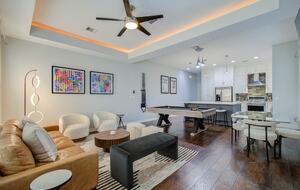 Walkable Houston Retreat with Modern Comforts - Houston, Texas