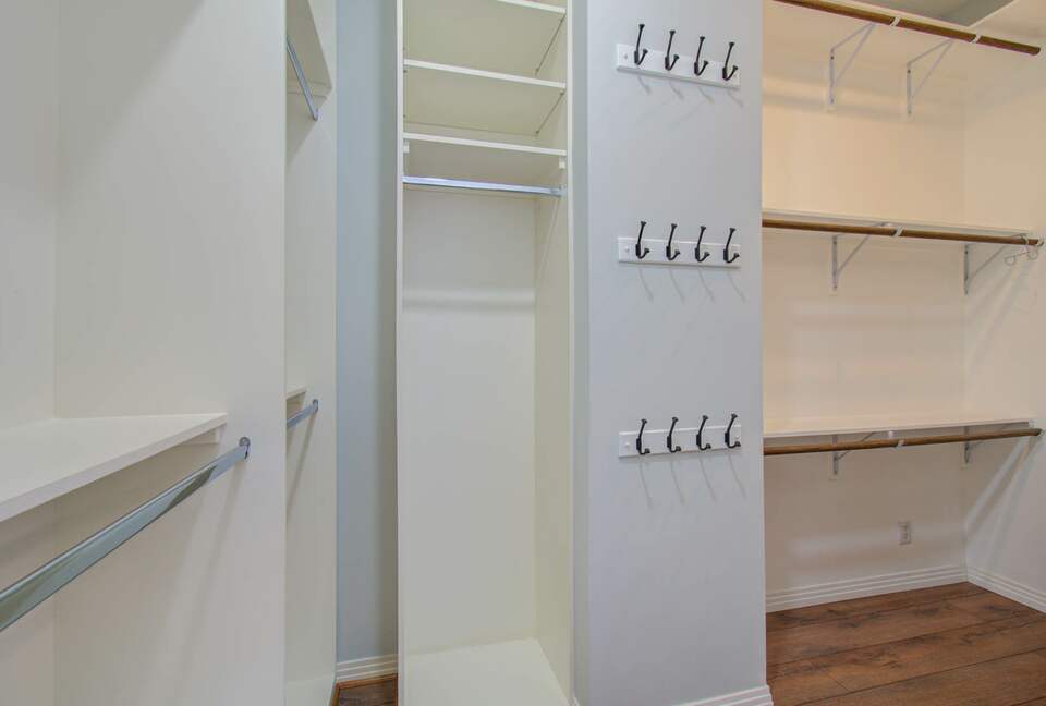 Walkable Houston Retreat with Modern Comforts - Houston, Texas