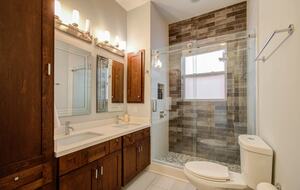 Walkable Houston Retreat with Modern Comforts - Houston, Texas