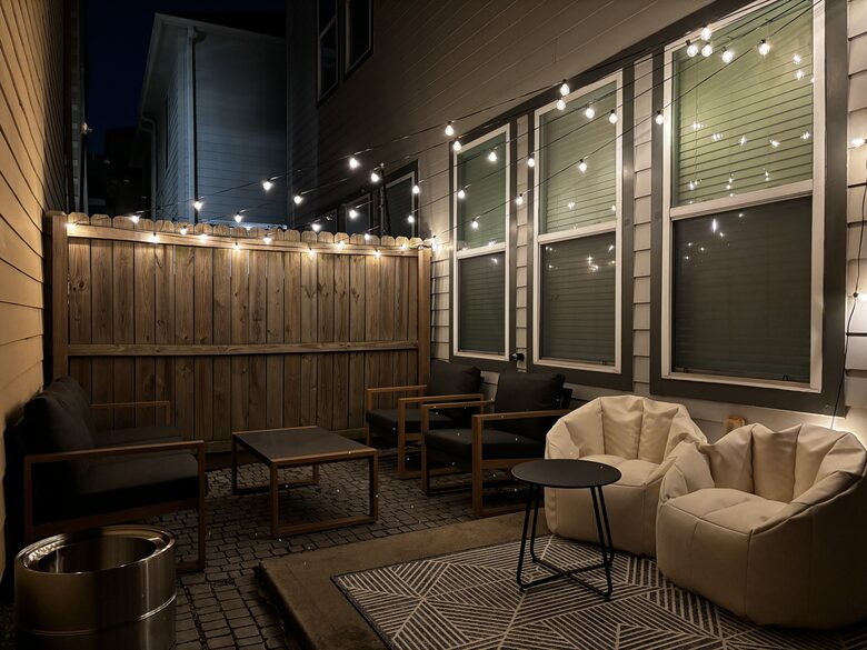 Walkable Houston Retreat with Modern Comforts - Houston, Texas