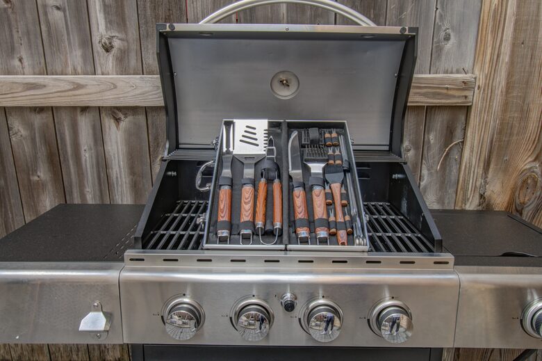 Walkable Houston Retreat with Modern Comforts - Houston, Texas