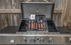 Walkable Houston Retreat with Modern Comforts - Houston, Texas