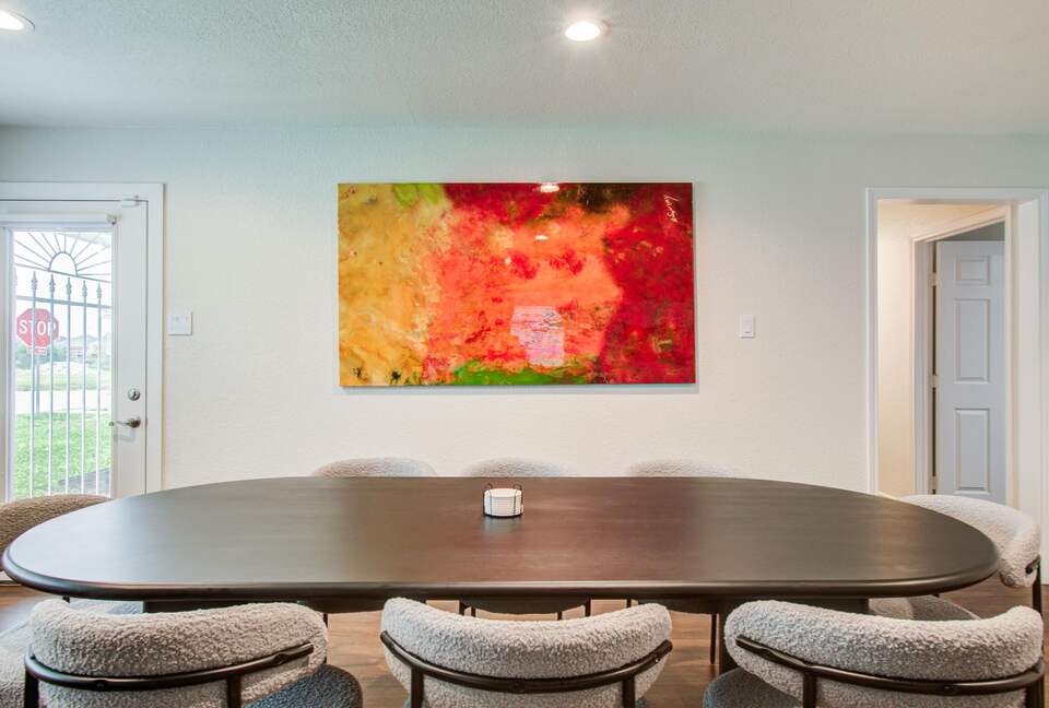 Charming Heights Bungalow with Expansive Backyard - Houston, Texas