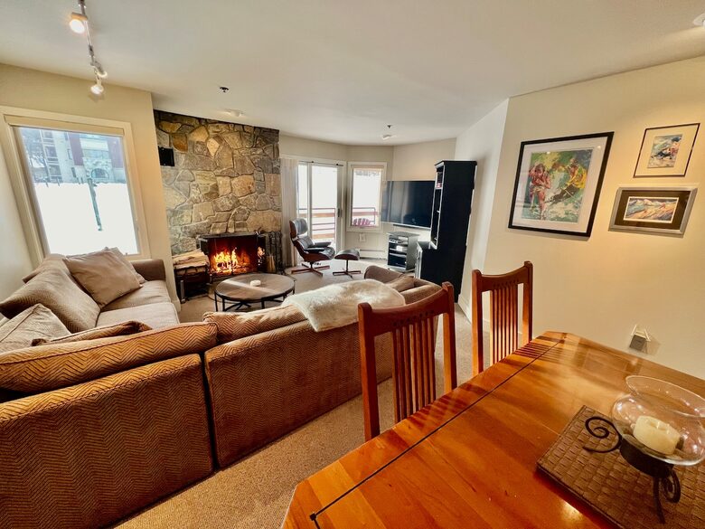 Ski-In, Ski-Out Stratton Escape - Stratton, Vermont