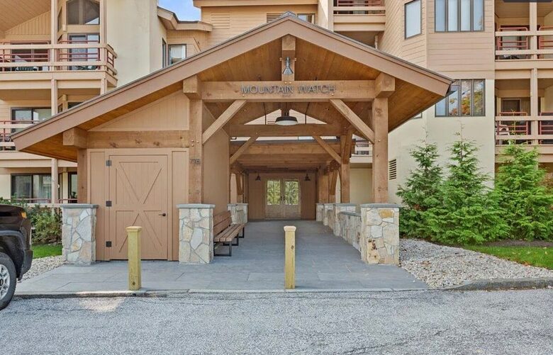 Ski-In, Ski-Out Stratton Escape - Stratton, Vermont