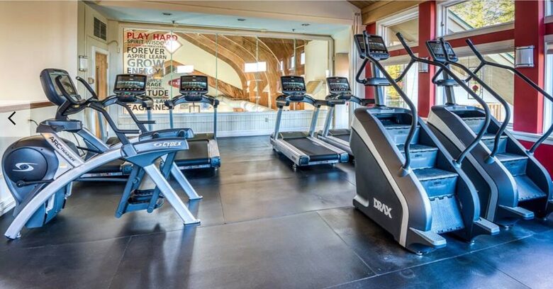 Ski-In, Ski-Out Stratton Escape - Stratton, Vermont