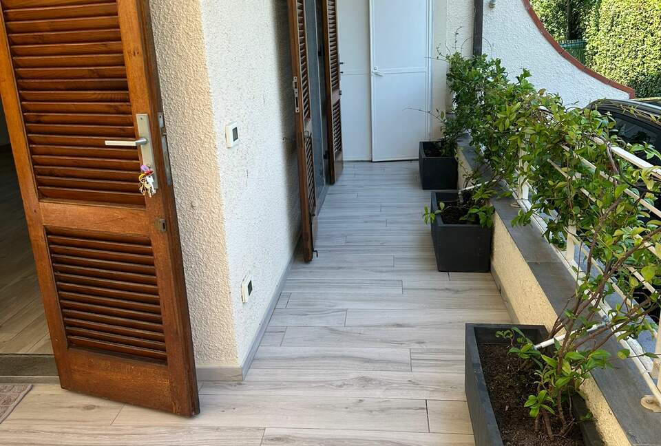 Forte dei Marmi Villa with Independent Guest Residence - Forte Dei Marmi, Italy