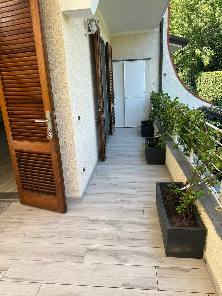 Forte dei Marmi Villa with Independent Guest Residence - Forte Dei Marmi, Italy