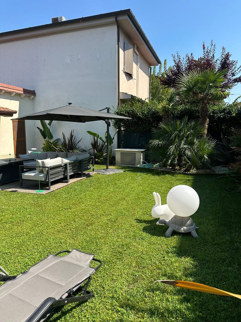 Forte dei Marmi Villa with Independent Guest Residence - Forte Dei Marmi, Italy
