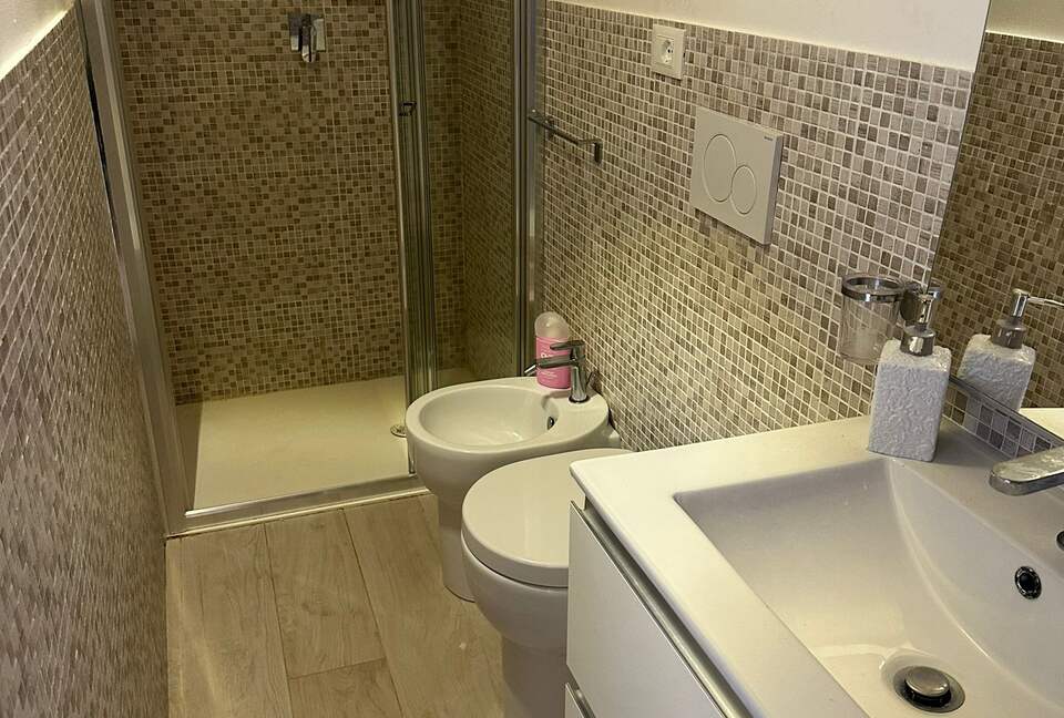 Forte dei Marmi Villa with Independent Guest Residence - Forte Dei Marmi, Italy