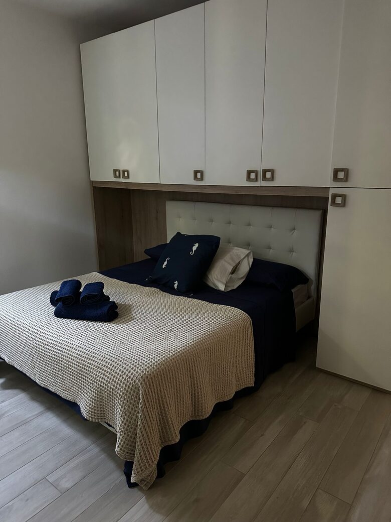 Forte dei Marmi Villa with Independent Guest Residence - Forte Dei Marmi, Italy