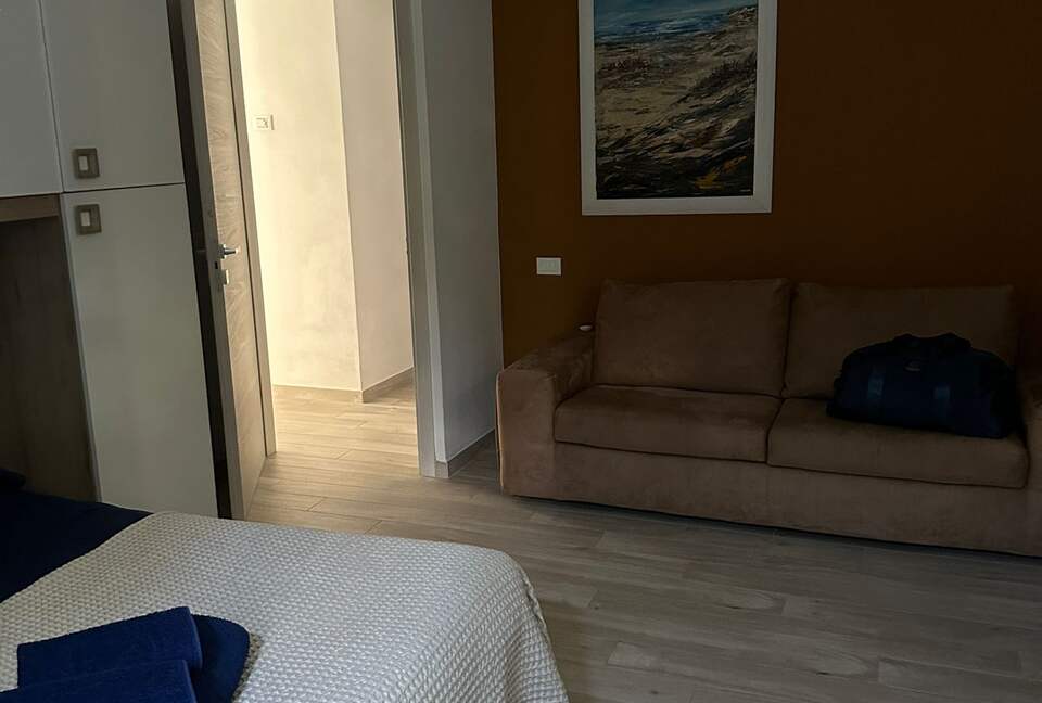 Forte dei Marmi Villa with Independent Guest Residence - Forte Dei Marmi, Italy