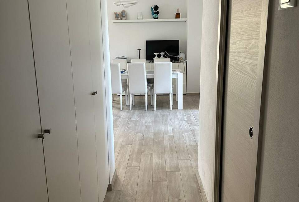 Forte dei Marmi Villa with Independent Guest Residence - Forte Dei Marmi, Italy