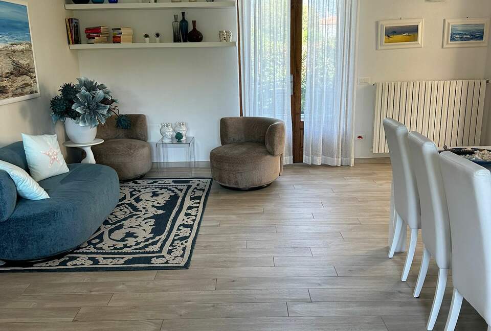 Forte dei Marmi Villa with Independent Guest Residence - Forte Dei Marmi, Italy