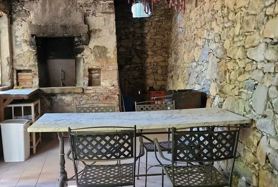 A 16th-Century Masterpiece in the Heart of Tuscany - Colle Di Compito, Italy