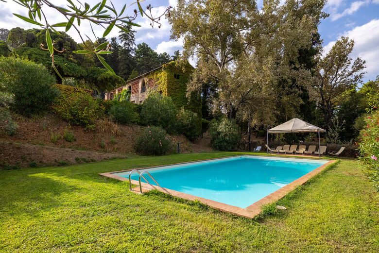 A 16th-Century Masterpiece in the Heart of Tuscany - Colle Di Compito, Italy