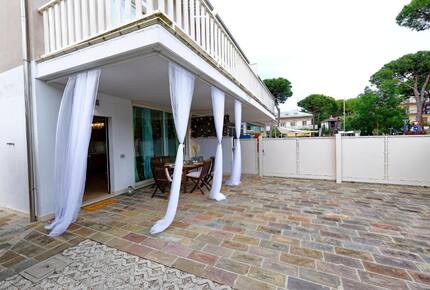 A Tranquil One-Bedroom Retreat in Milano Marittima - Milano Marittima, Italy