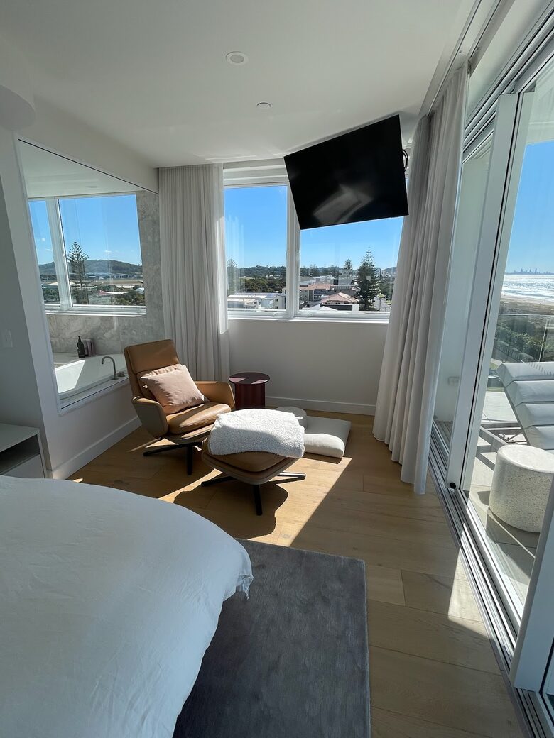 Skyline to Seascape | Bilinga Beachfront Penthouse - Gold Coast, Australia