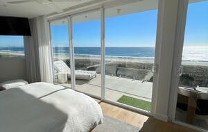 Skyline to Seascape | Bilinga Beachfront Penthouse - Gold Coast, Australia