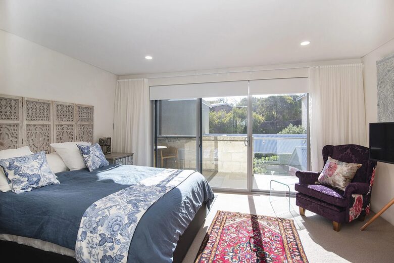 Augusta River & Ocean View Retreat with Lush Courtyards - Augusta, Australia