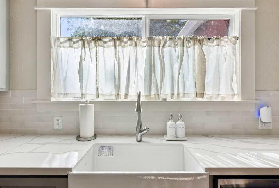 Wine Country Retreat Across from Spring Lake - Santa Rosa, California