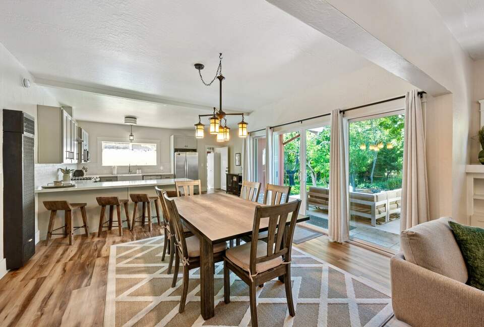 Wine Country Retreat Across from Spring Lake - Santa Rosa, California