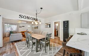 Wine Country Retreat Across from Spring Lake - Santa Rosa, California