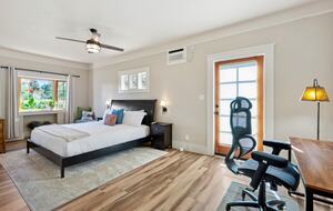 Wine Country Retreat Across from Spring Lake - Santa Rosa, California