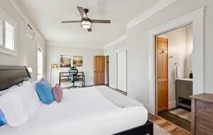 Wine Country Retreat Across from Spring Lake - Santa Rosa, California