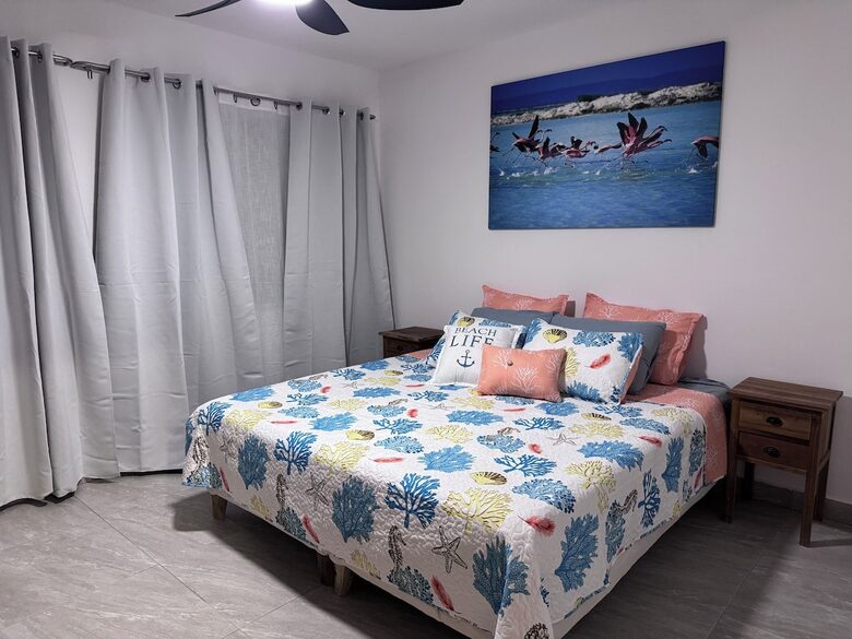 Sun-Kissed Serenity on Bonaire’s Waterfront - Kralendijk, Bonaire, Sint Eustatius and Saba