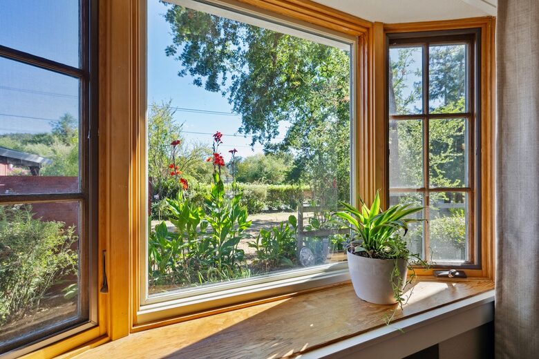 Wine Country Retreat Across from Spring Lake - Santa Rosa, California