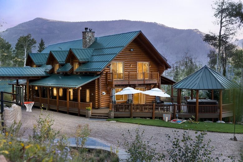 Remote Luxury Lodge Near Park City with Year-Round Adventure - Oakley, Utah