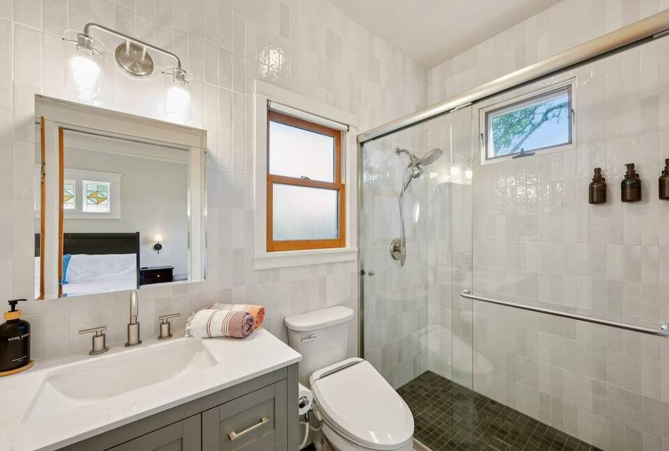 Wine Country Retreat Across from Spring Lake - Santa Rosa, California