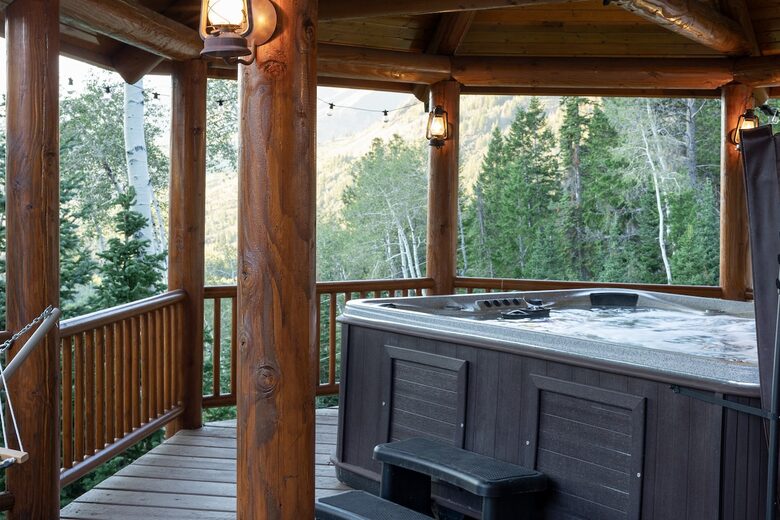Remote Luxury Lodge Near Park City with Year-Round Adventure - Oakley, Utah