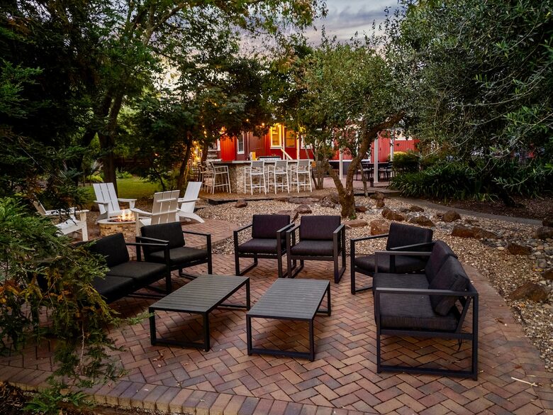 Wine Country Retreat Across from Spring Lake - Santa Rosa, California