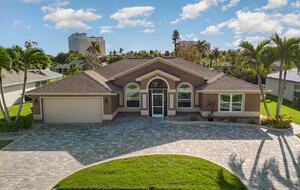 Canal-Side Comfort with Saltwater Pool - Cape Coral, Florida