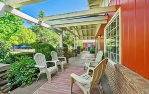 Wine Country Retreat Across from Spring Lake - Santa Rosa, California