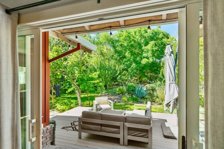 Wine Country Retreat Across from Spring Lake - Santa Rosa, California