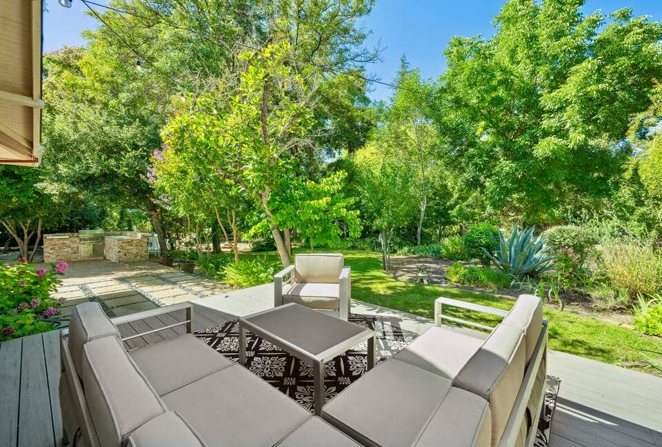 Wine Country Retreat Across from Spring Lake - Santa Rosa, California