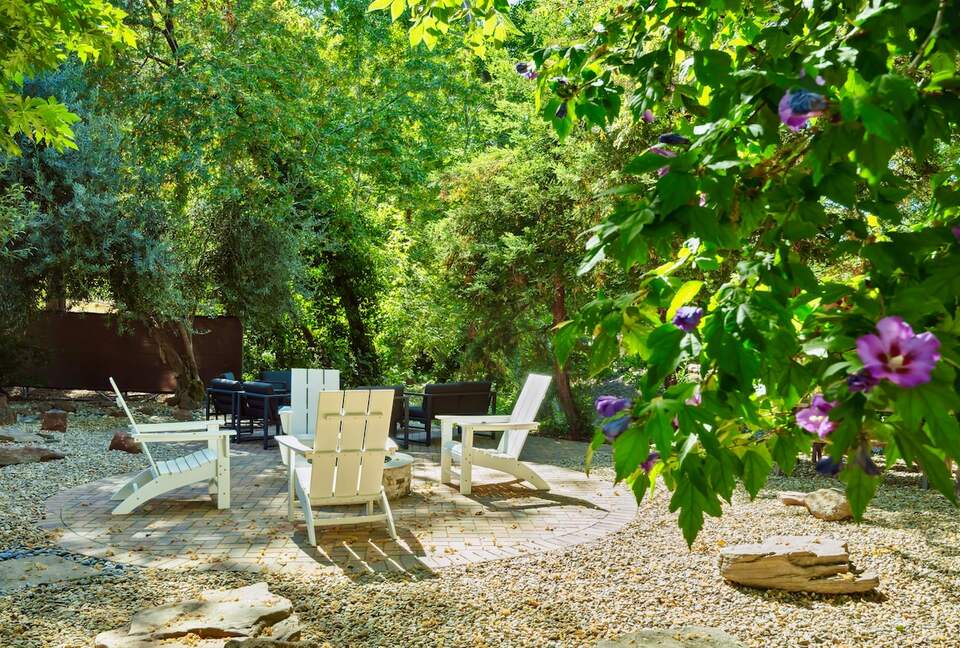 Wine Country Retreat Across from Spring Lake - Santa Rosa, California