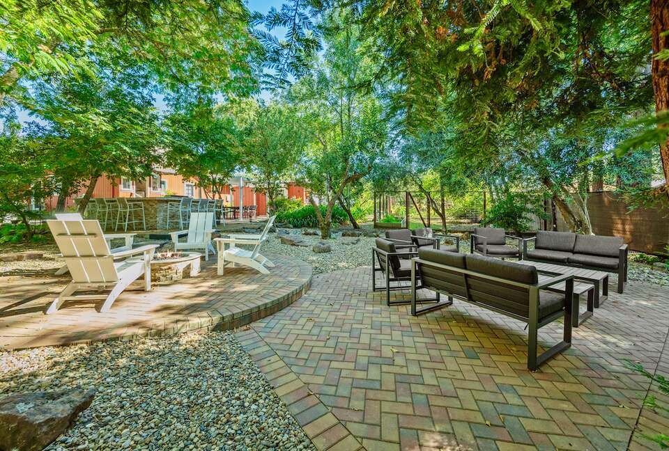 Wine Country Retreat Across from Spring Lake - Santa Rosa, California